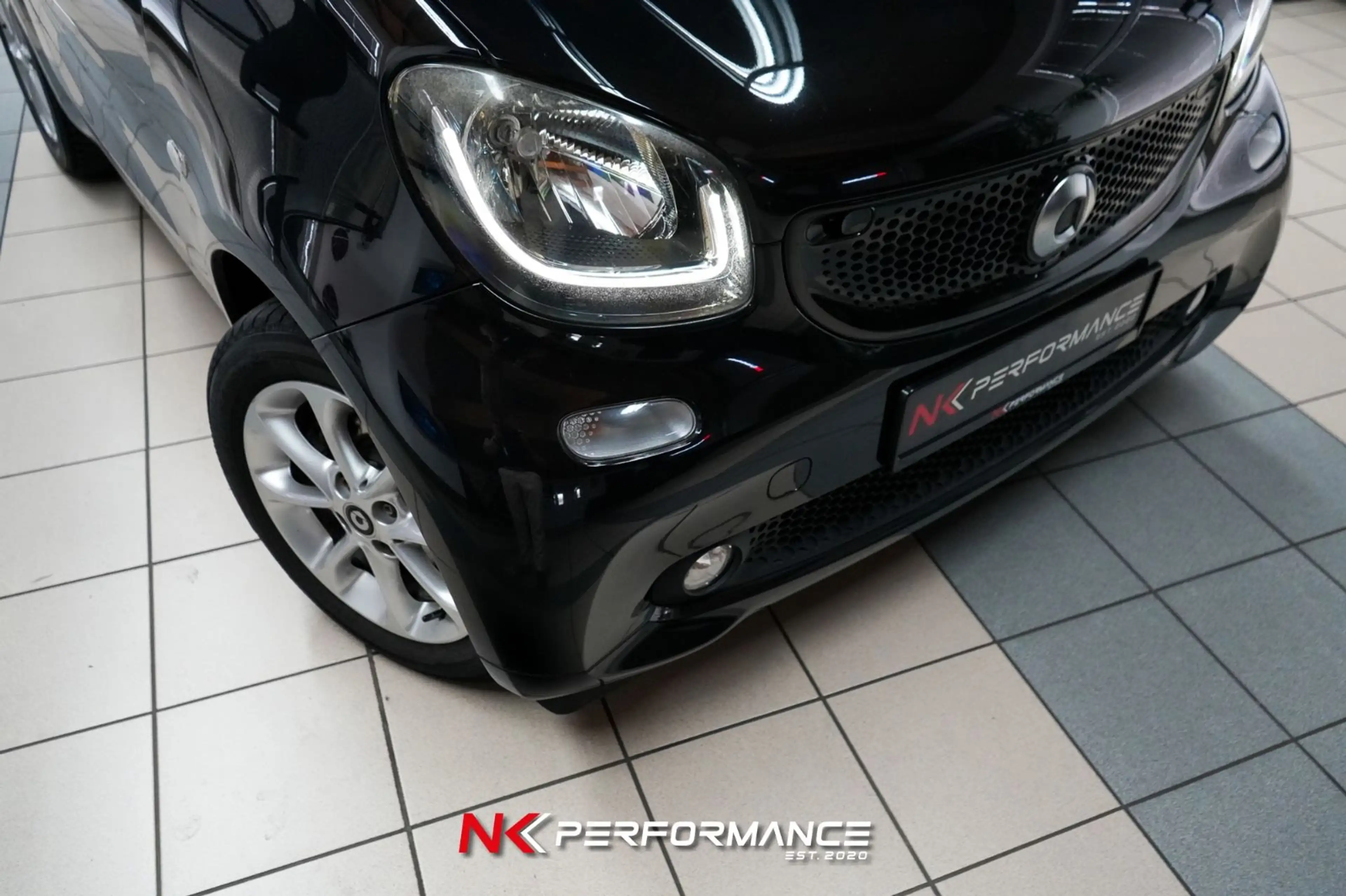 smart forTwo coupe 52 kW PASSION / PANO / SHZ / LED — photo 4