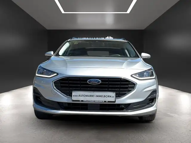 Ford Focus view 9