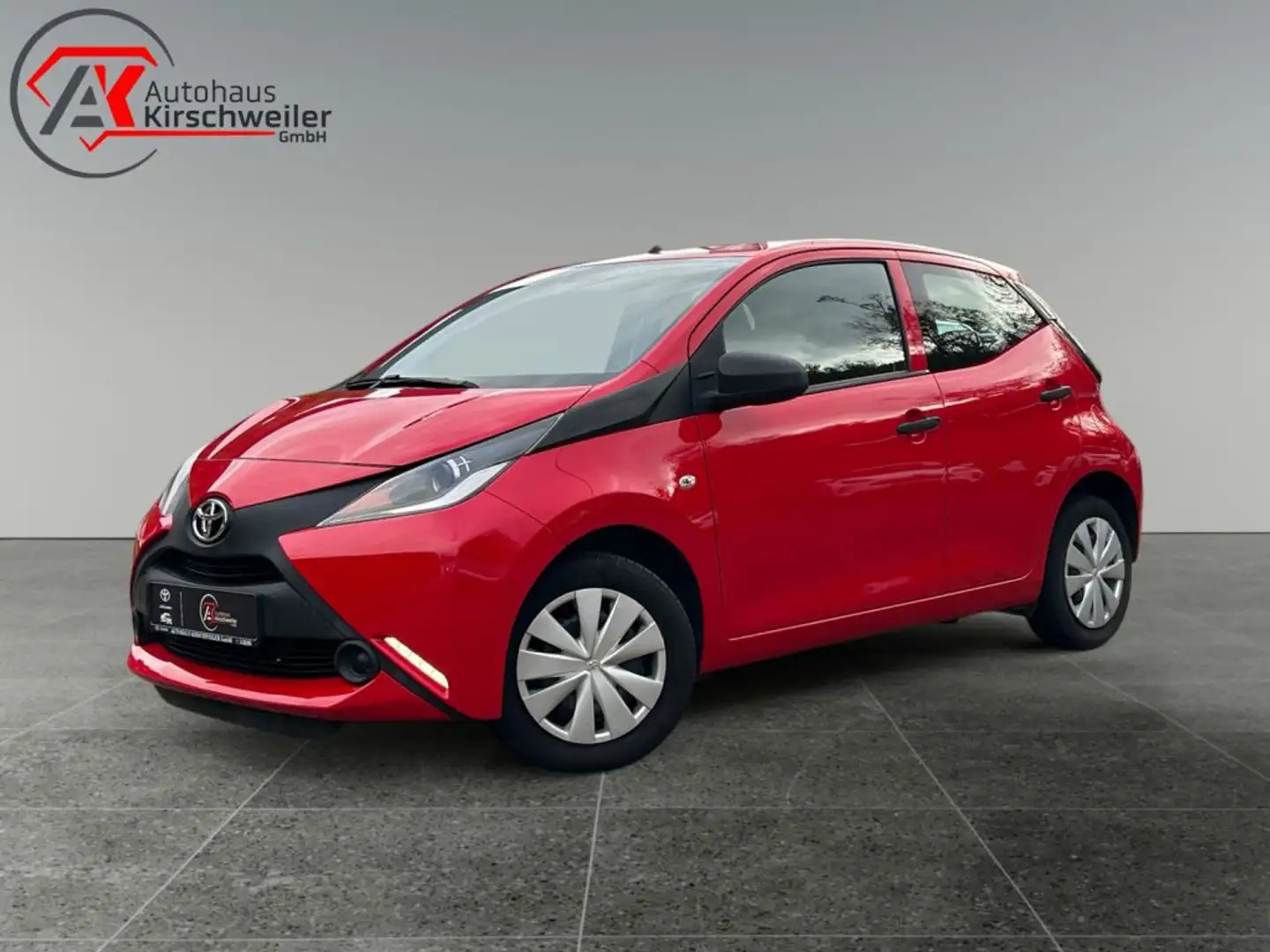 Toyota Aygo X Rot - 1