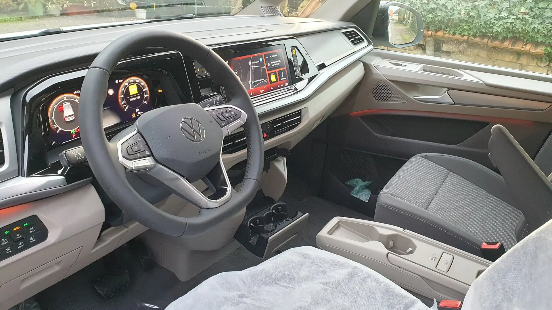 Volkswagen T7 Multivan Edition,Vis A Vis 7Sitze,Navi,Ambiente,AHK*4J. Gar Weiß - 2