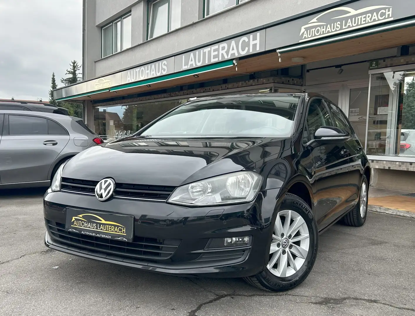 Volkswagen Golf Golf Rabbit 1,2 TSI *1.HAND *PDC *SITZHEIZUNG*APPC Schwarz - 1