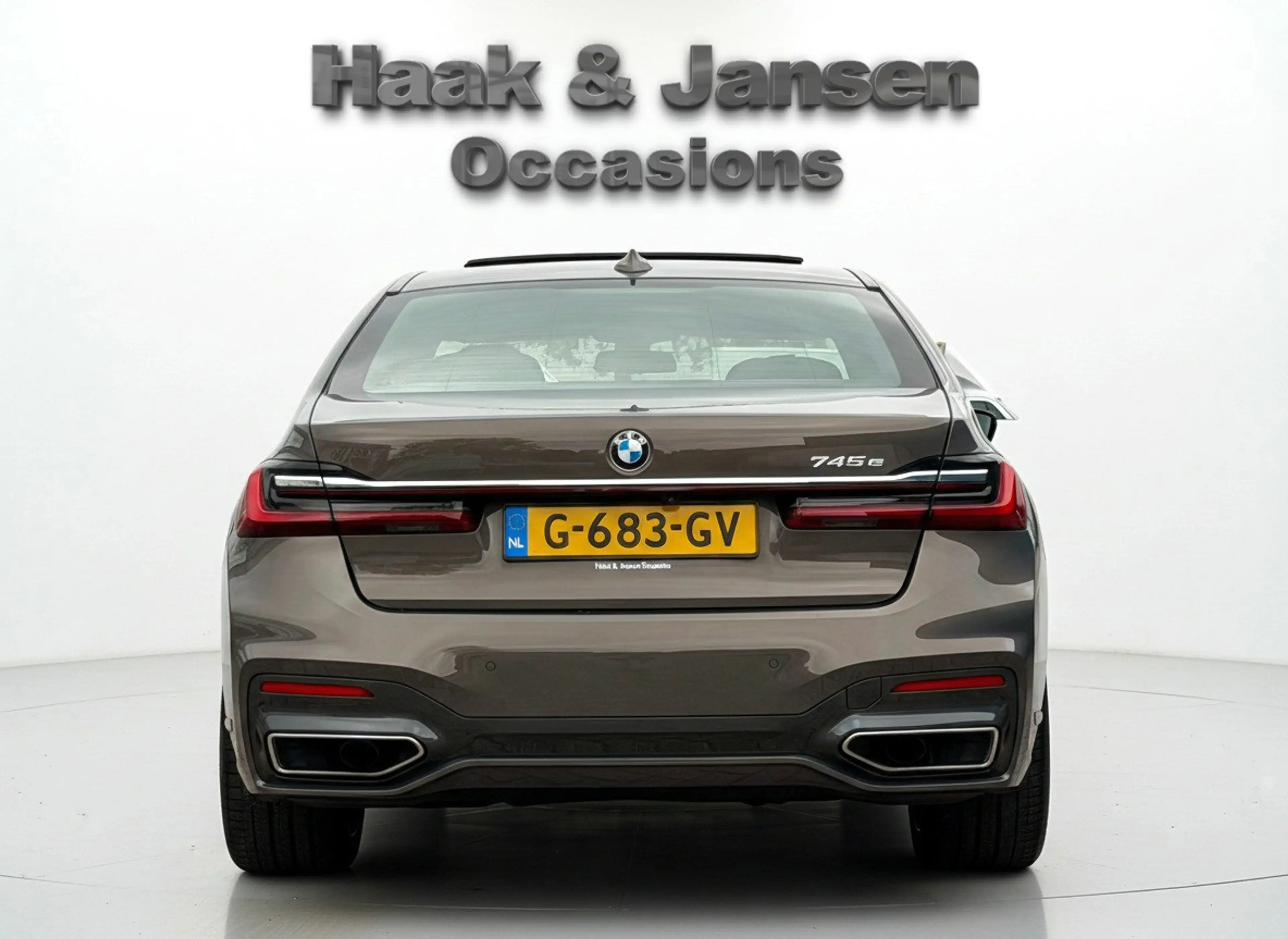 BMW 745 7-serie 745e M-Sport / Champagner Quartz / Massage — photo 8