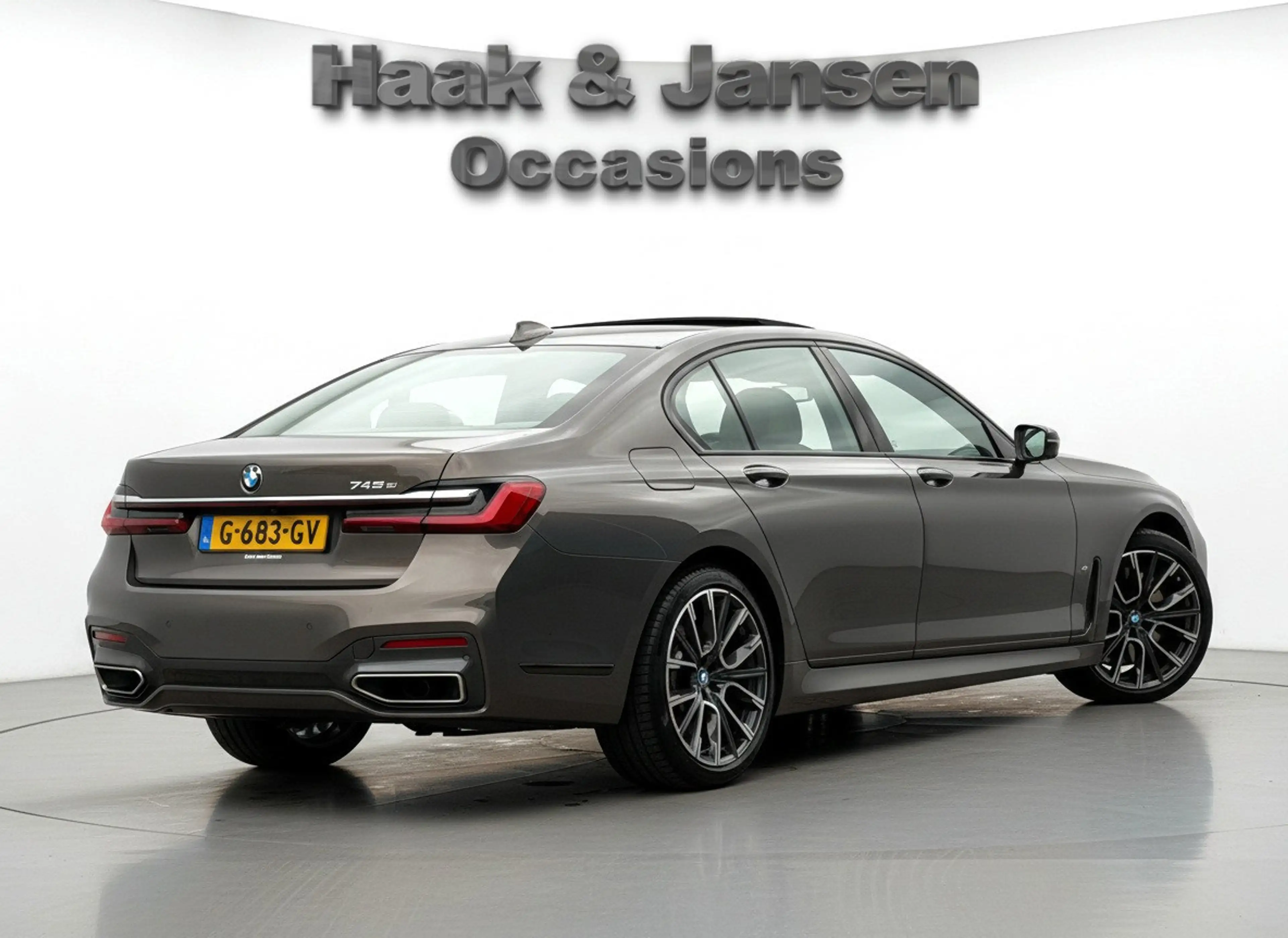 BMW 745 7-serie 745e M-Sport / Champagner Quartz / Massage — photo 4