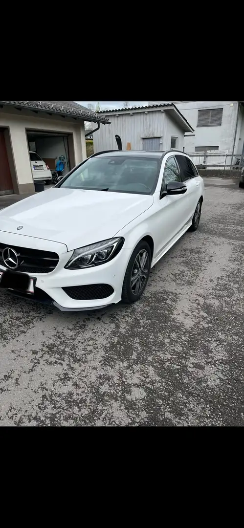 Mercedes-Benz C 180 T AMG Line Aut. Weiß - 1