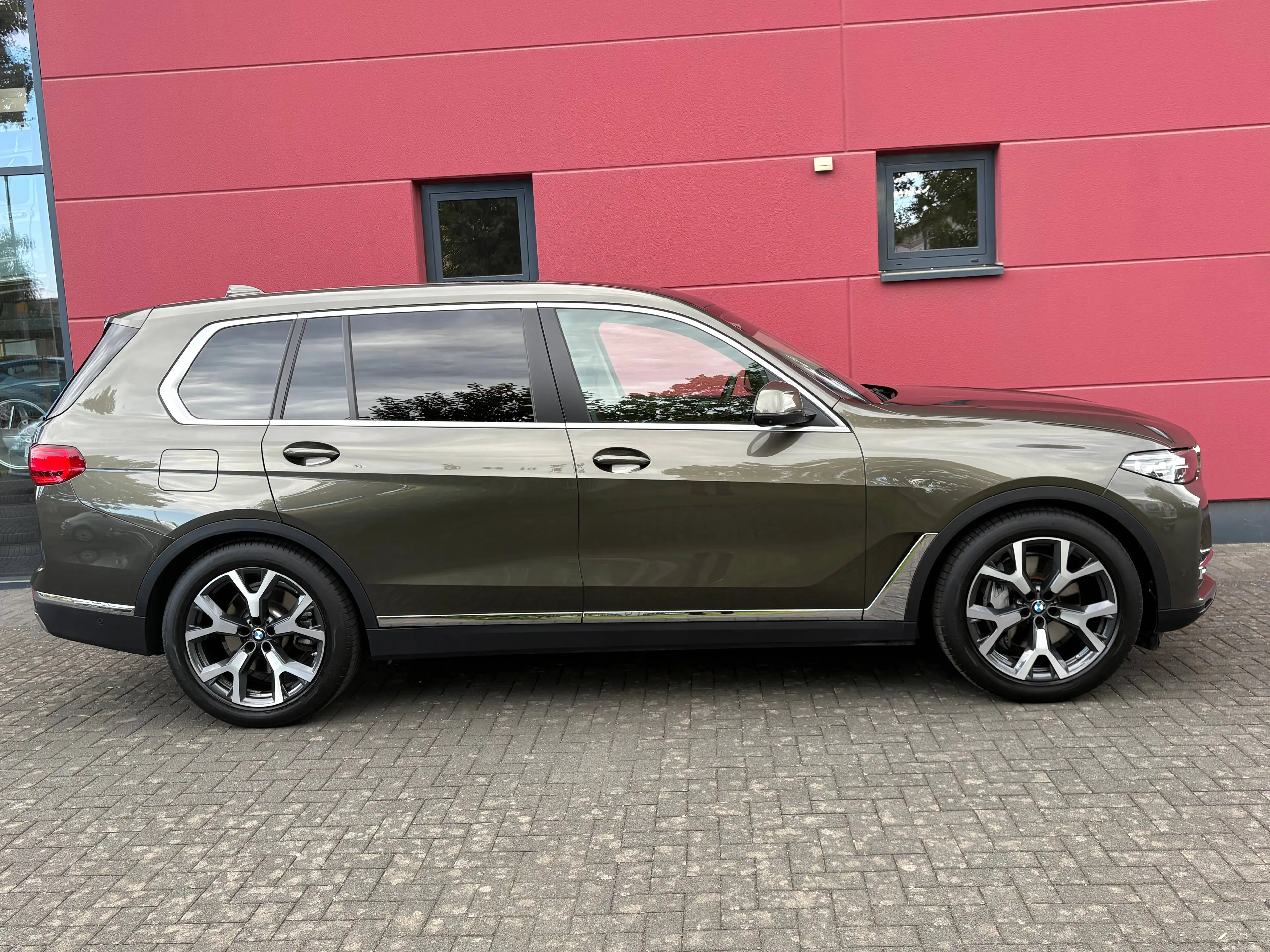 BMW X7 xDRIVE 40d 340PS 7-SITZER LEDER PANORAMA ALU21 TOP* — photo 6