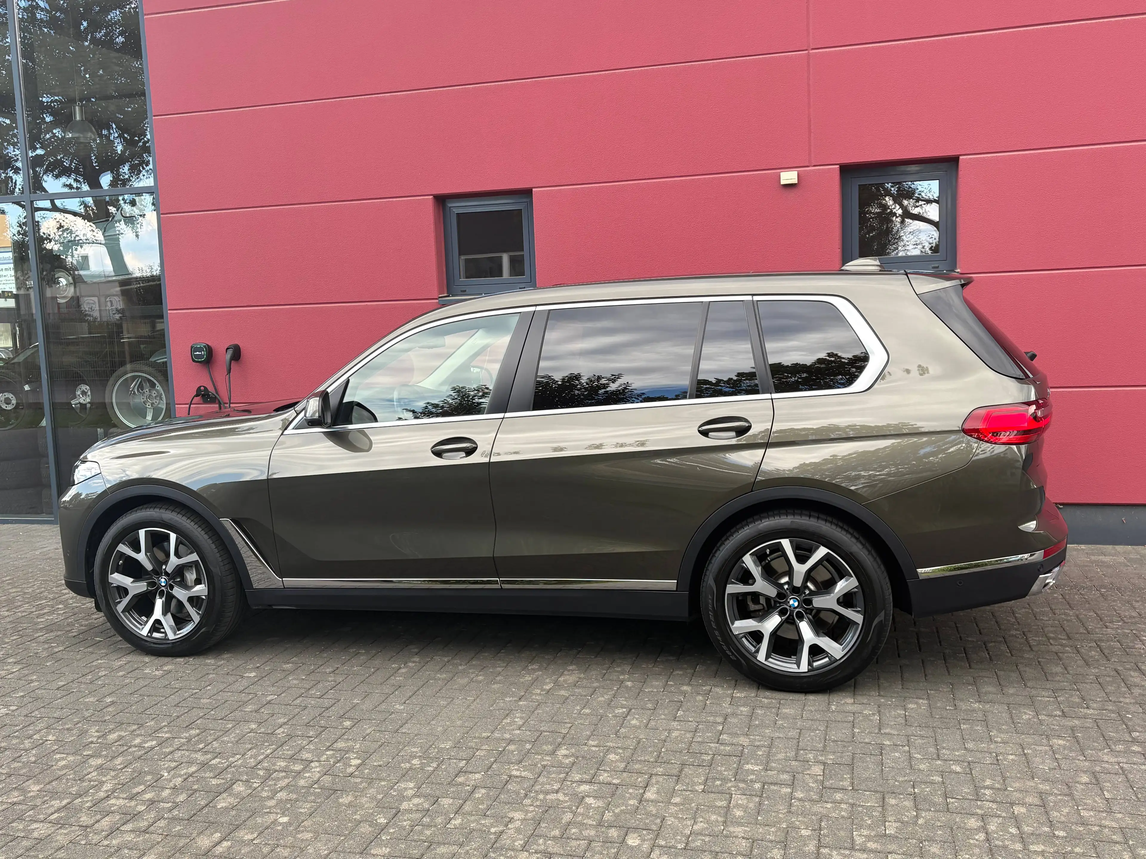 BMW X7 xDRIVE 40d 340PS 7-SITZER LEDER PANORAMA ALU21 TOP* — photo 9