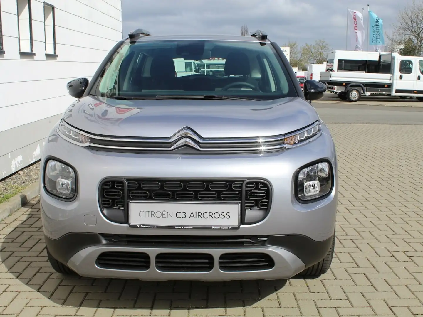 Citroen C3 Aircross Feel Pack PT110 PDC Navi Klimaautomatic Grau - 2