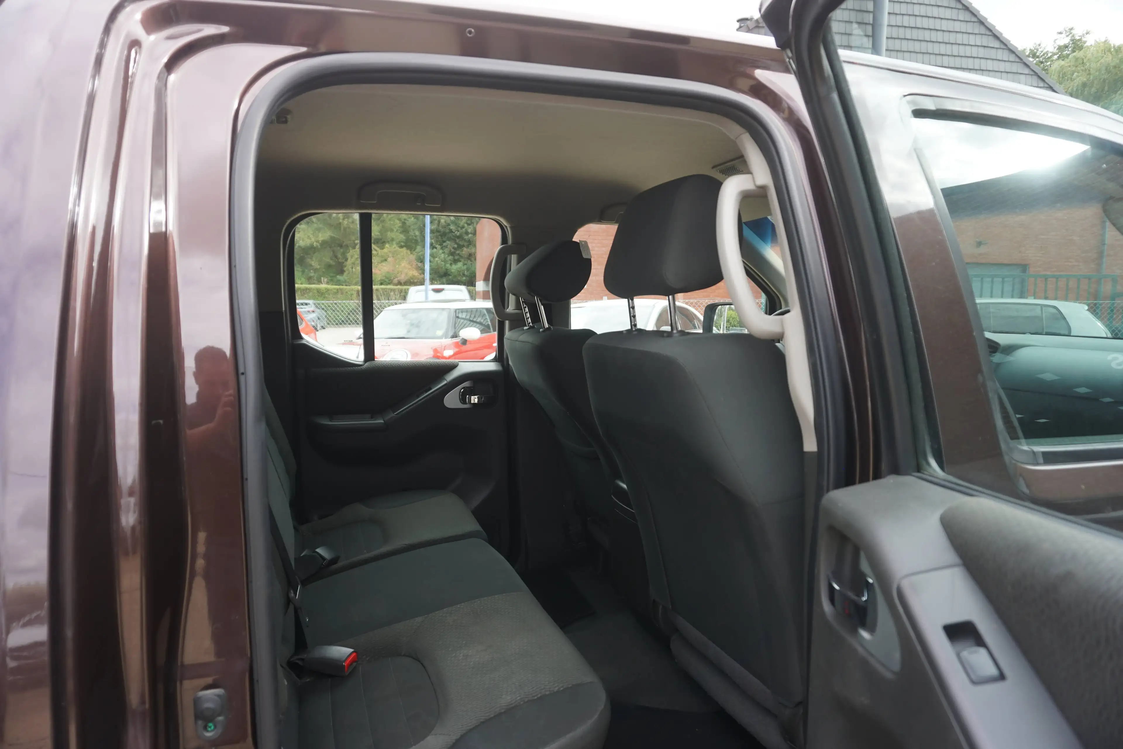 Nissan Navara 2.5 dCi 4x4 NAVI-CAMERA UTILITAIRE — photo 7
