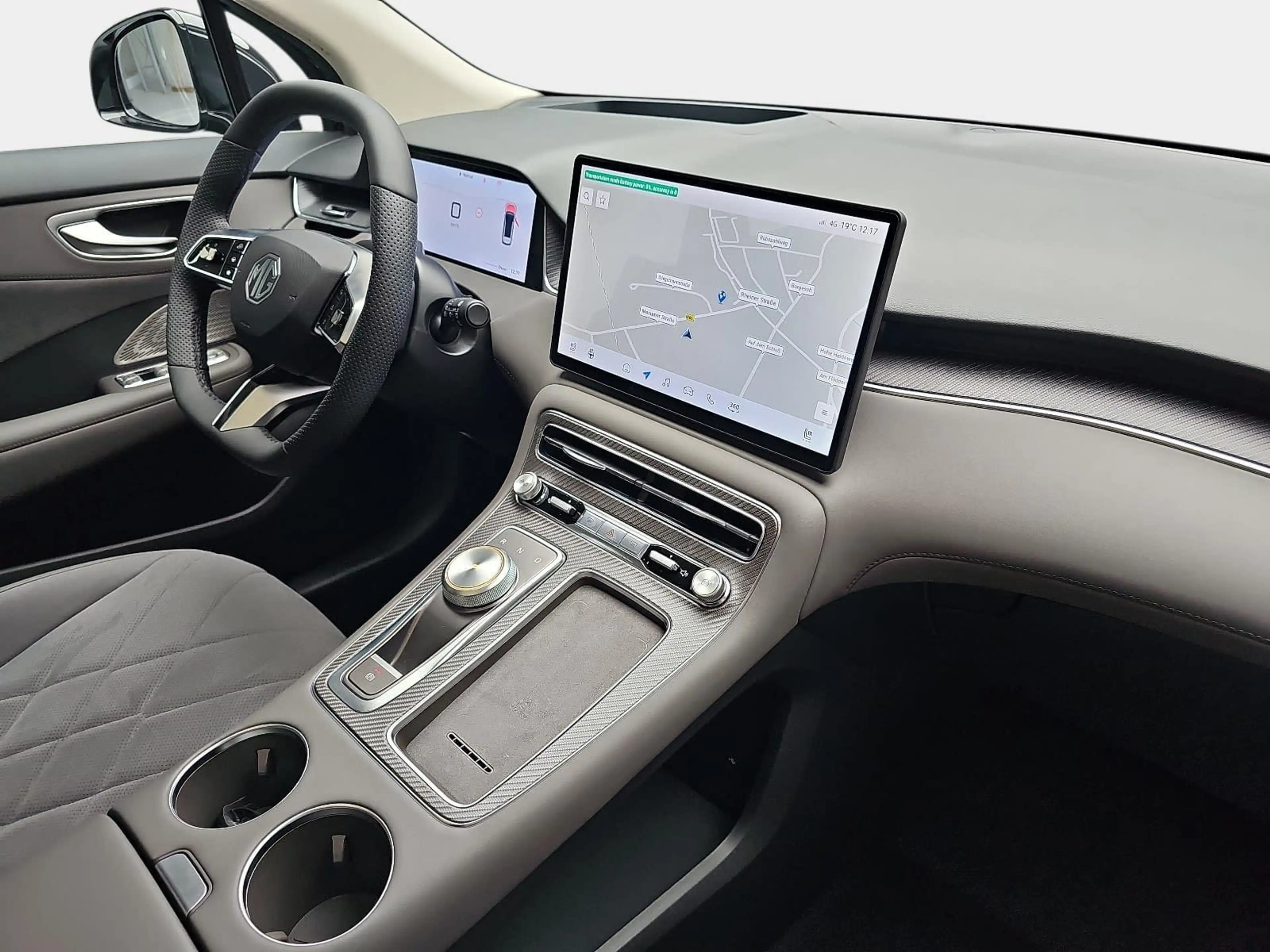 MG MGS6 EV MGS6 EV 77 KWH MJ26 LUXURY PANORAMA LEDER 20-ZOLL — photo 17