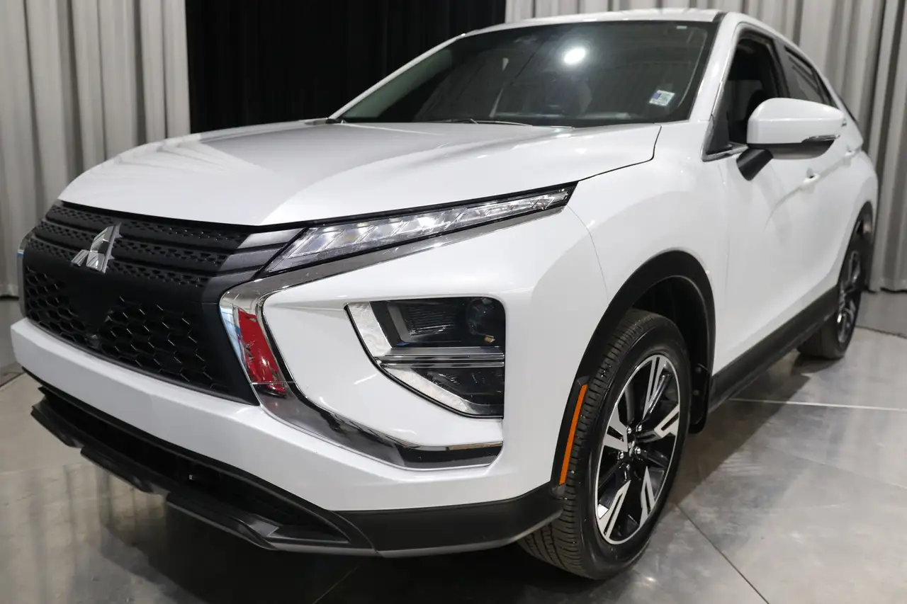 Mitsubishi Eclipse Cross снимка Mitsubishi Eclipse Cross