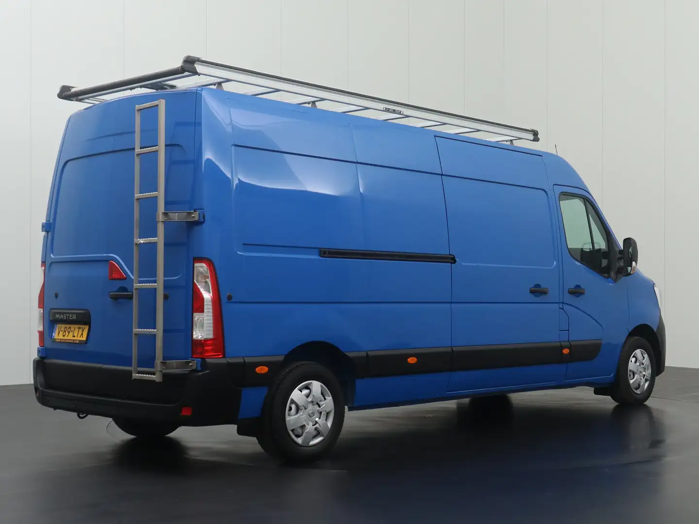 Renault Master 2.3DCI 136PK L3H2 | Kastinrichting | Imperiaal | N Bleu - 2