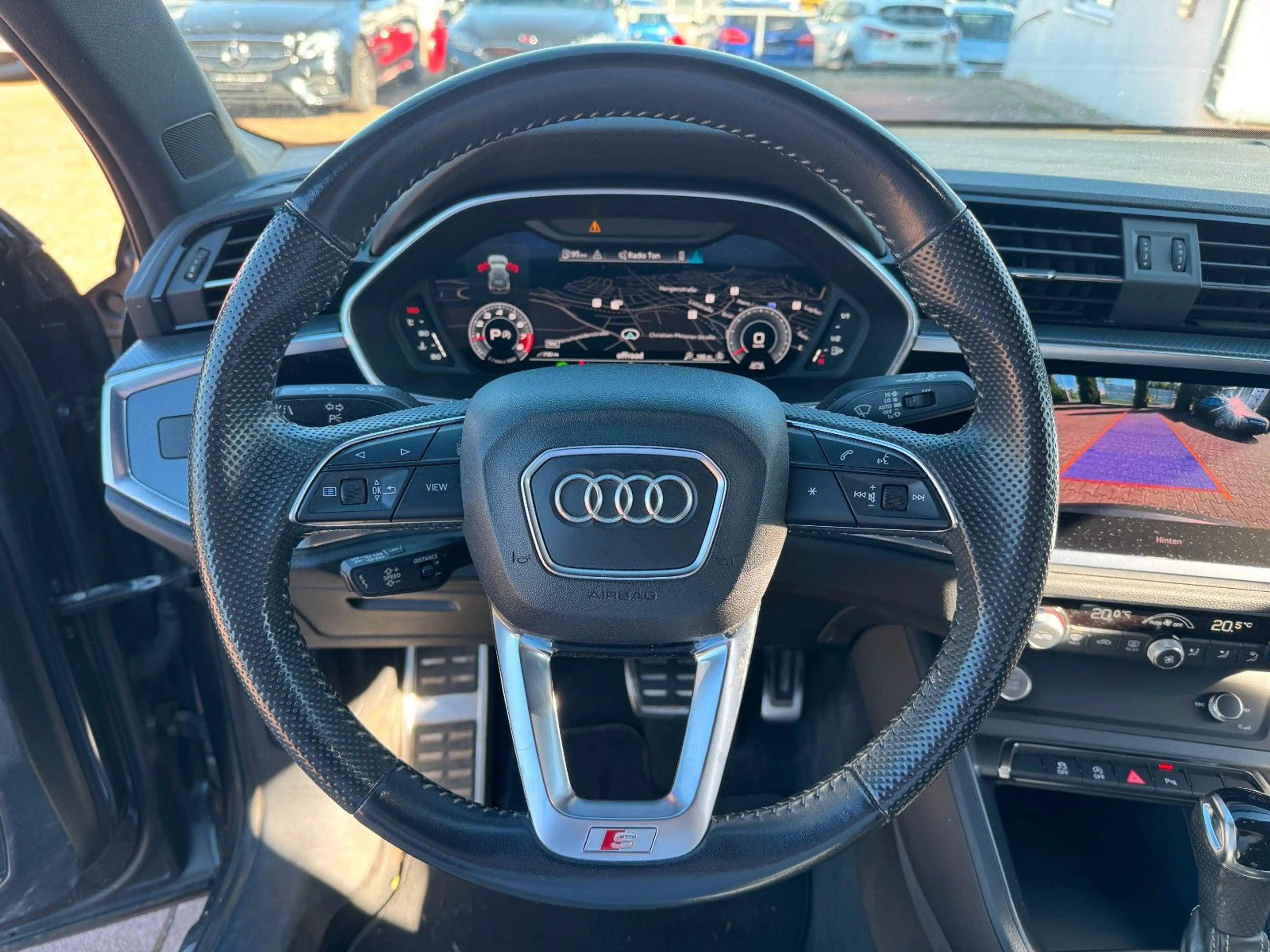 Audi Q3 40TFSI quattro SLine*Autom*Alcantar*AHK*Gepfl — photo 11