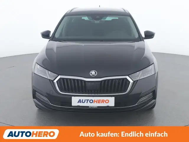 Skoda Octavia view 9