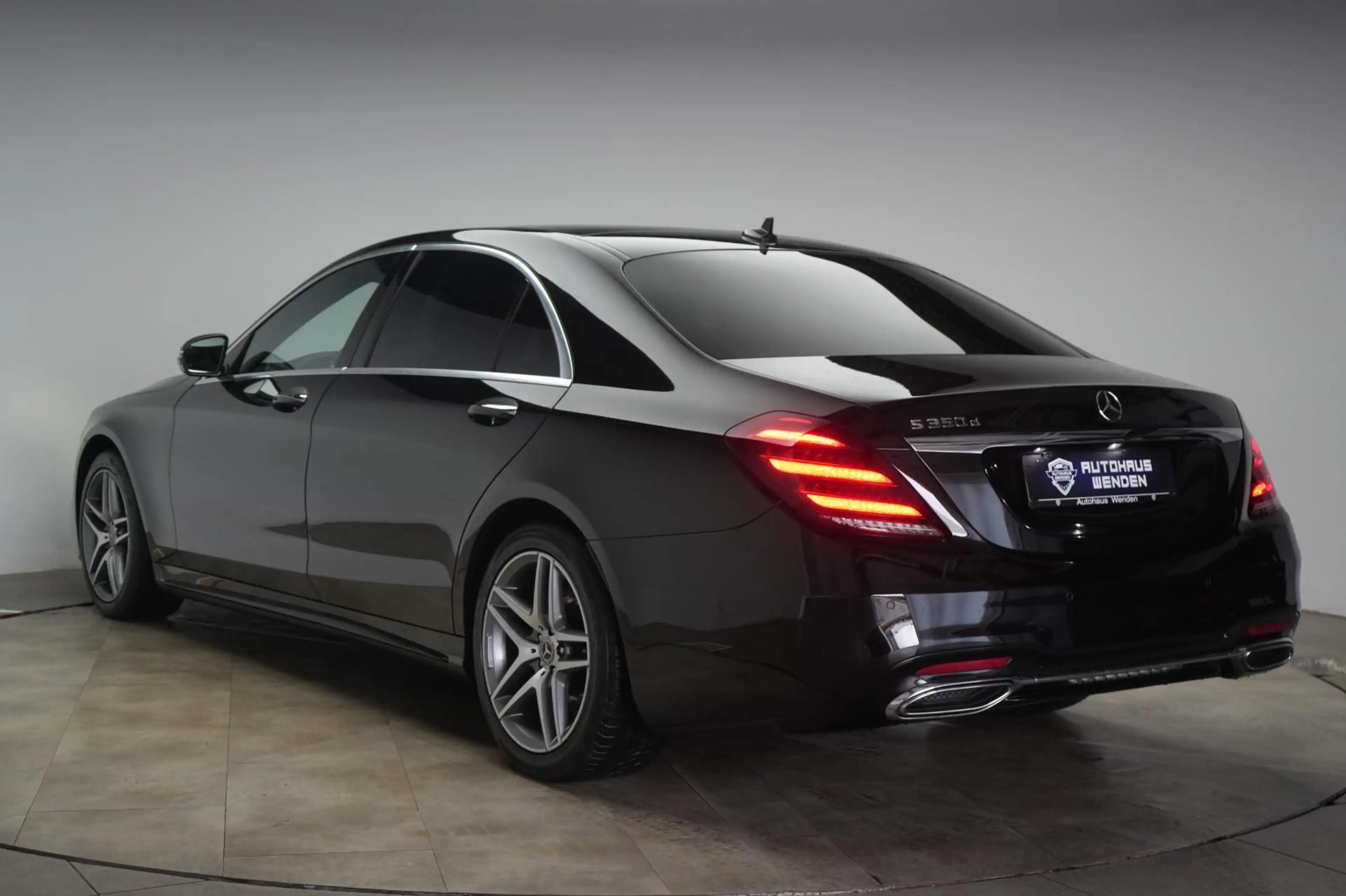Mercedes-Benz S 350 d L 9G-Tronic AMG Distronic/Burmester/Pano — photo 6