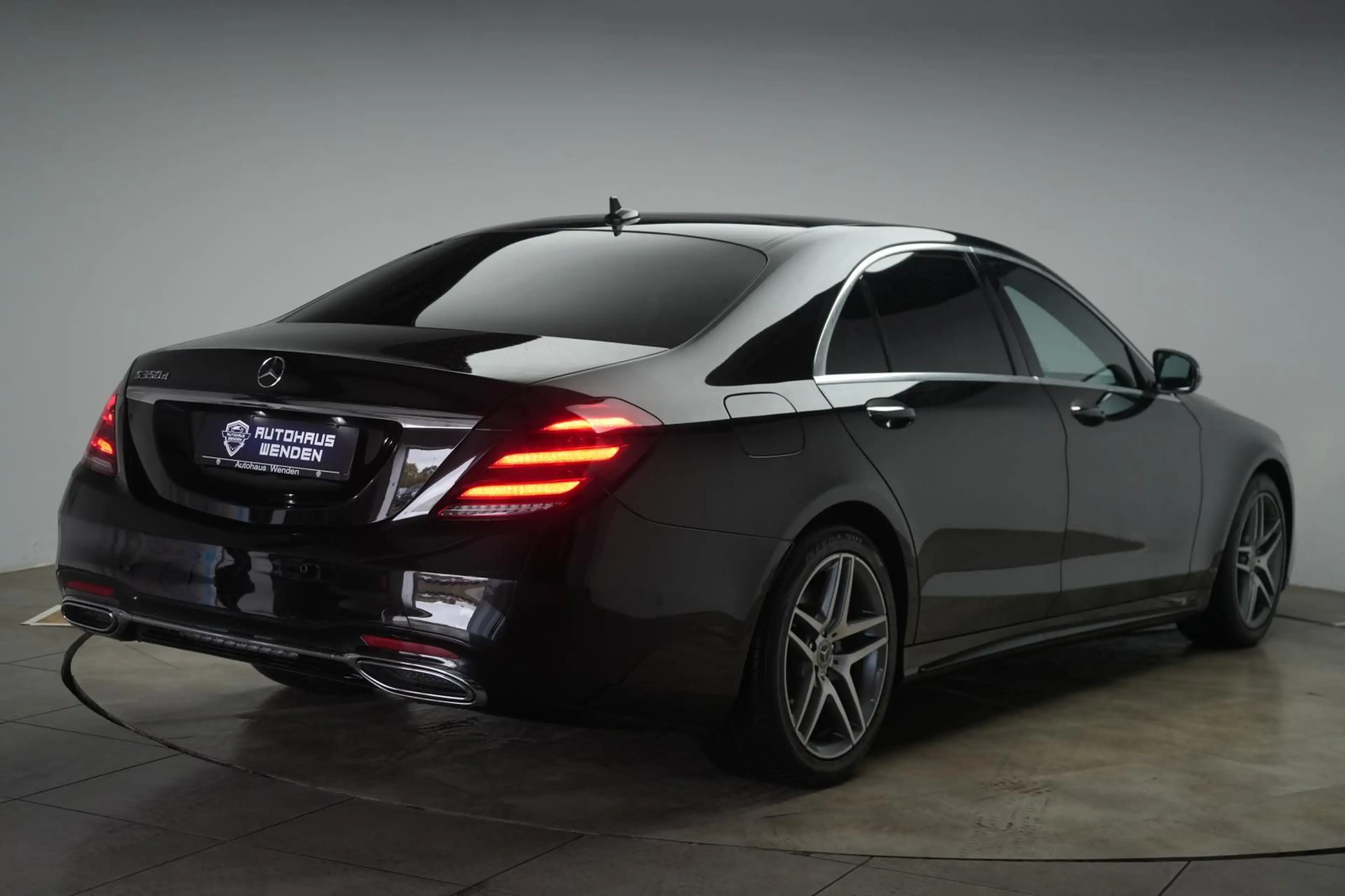 Mercedes-Benz S 350 d L 9G-Tronic AMG Distronic/Burmester/Pano — photo 4