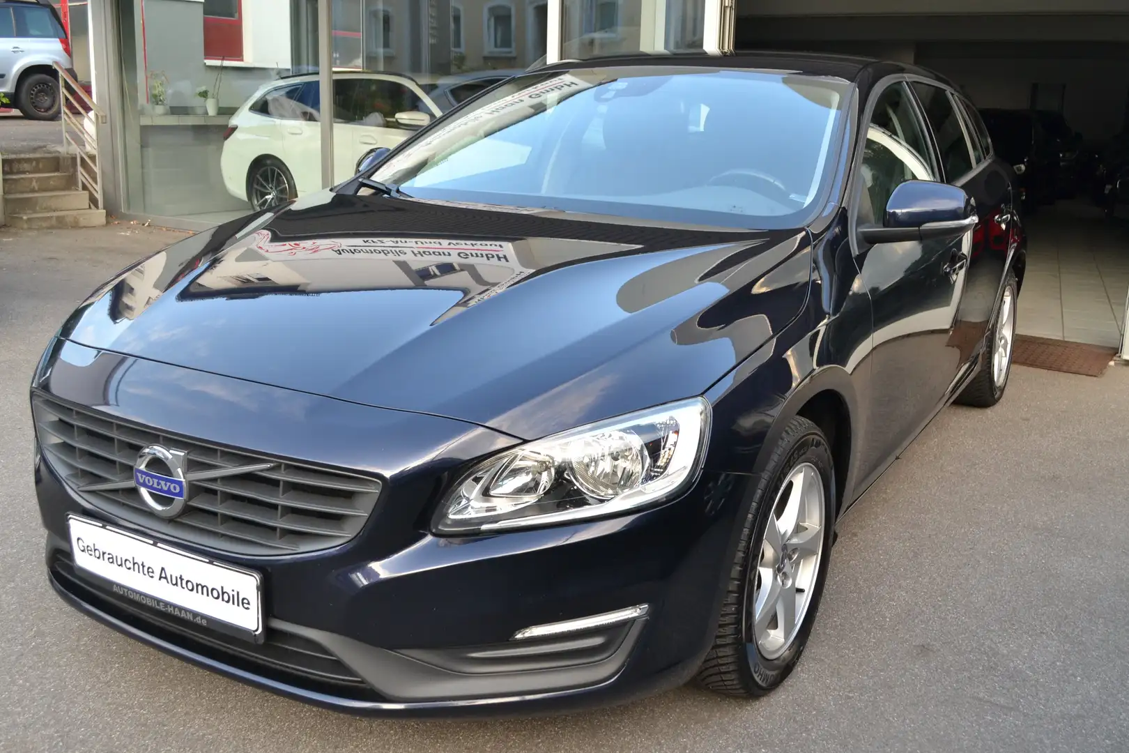 Volvo V60 2.0 D3 Linje Business *EURO-6*Co²-105g*NAVIGATI Azul - 1