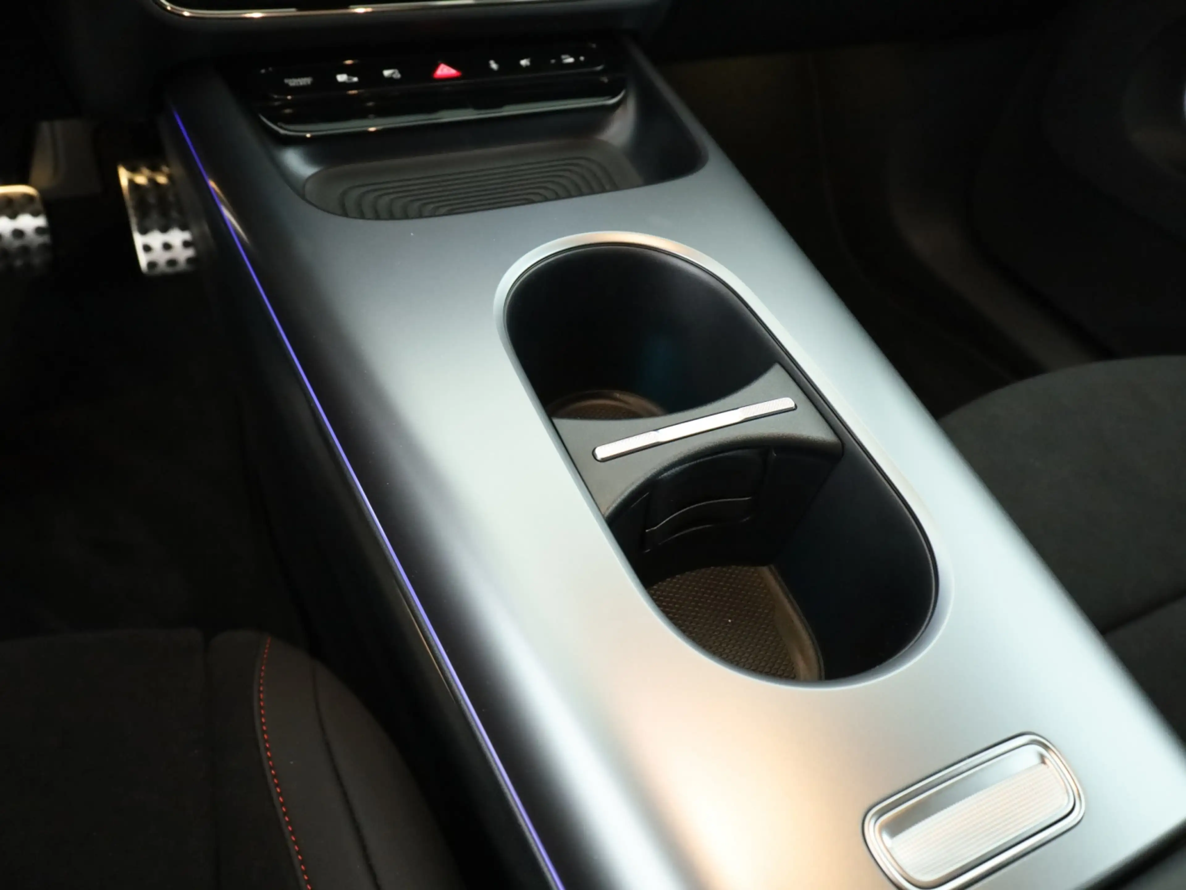 Mercedes-Benz CLA 220 AHK AUT DynLicht Fernlichtass. KeyLess — photo 15