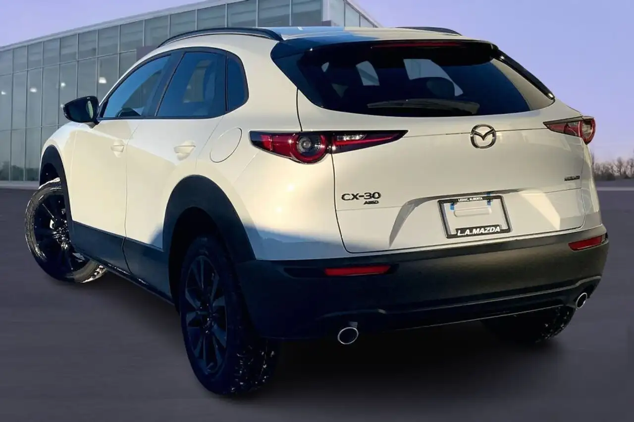 Mazda CX-30 снимка Mazda CX-30