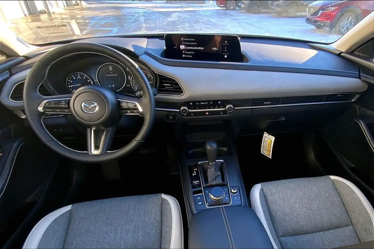 Mazda CX-30 снимка Mazda CX-30