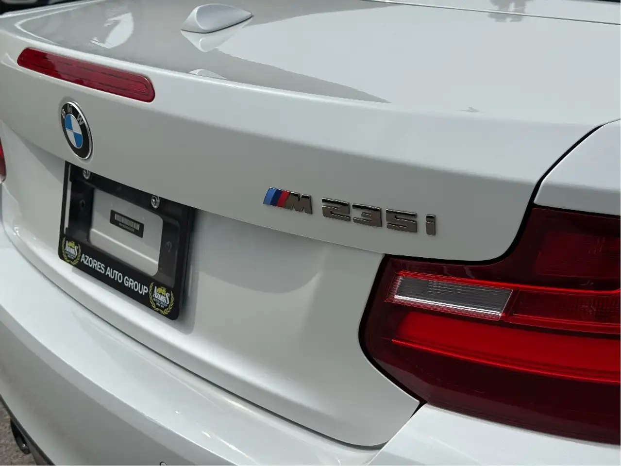 BMW 2 Series снимка BMW 2 Series