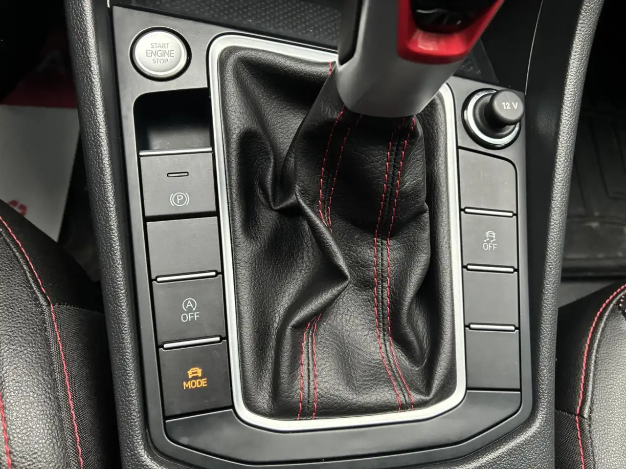 Volkswagen Jetta снимка Volkswagen Jetta