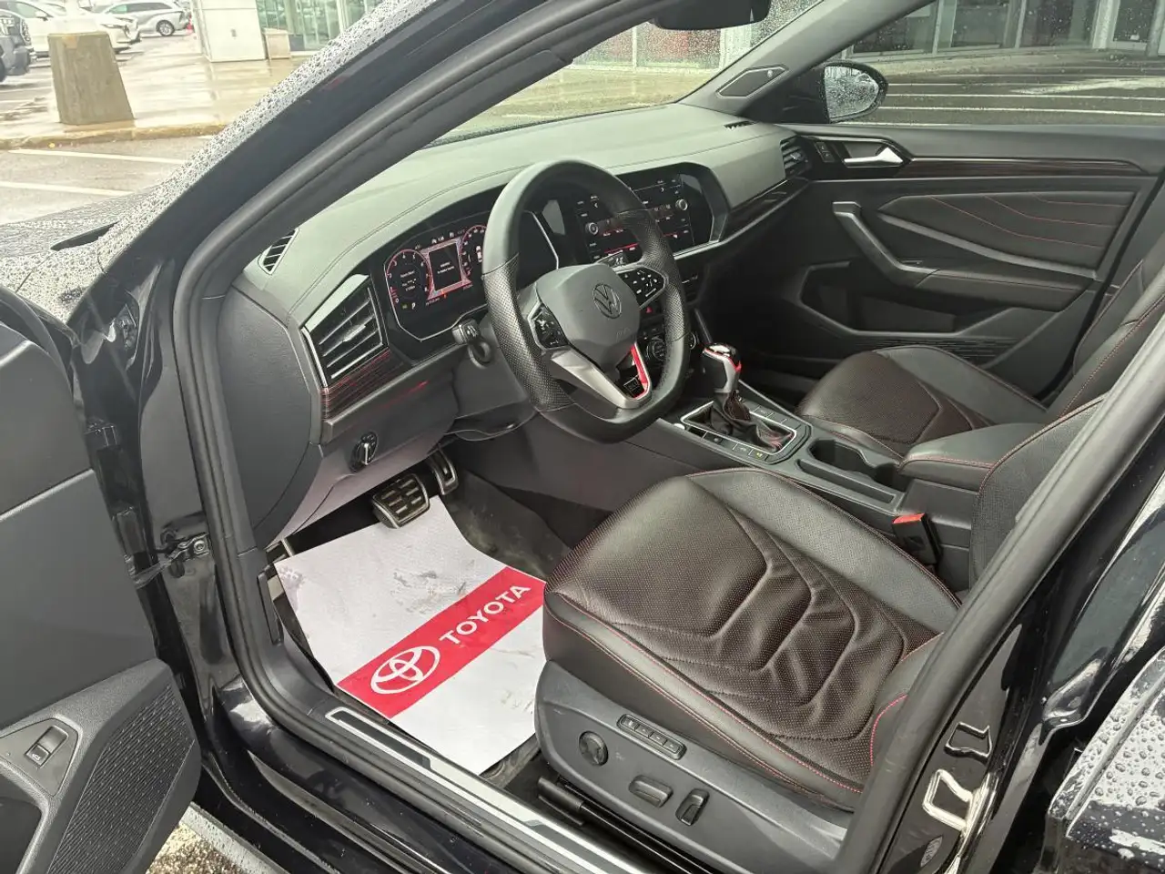 Volkswagen Jetta снимка Volkswagen Jetta