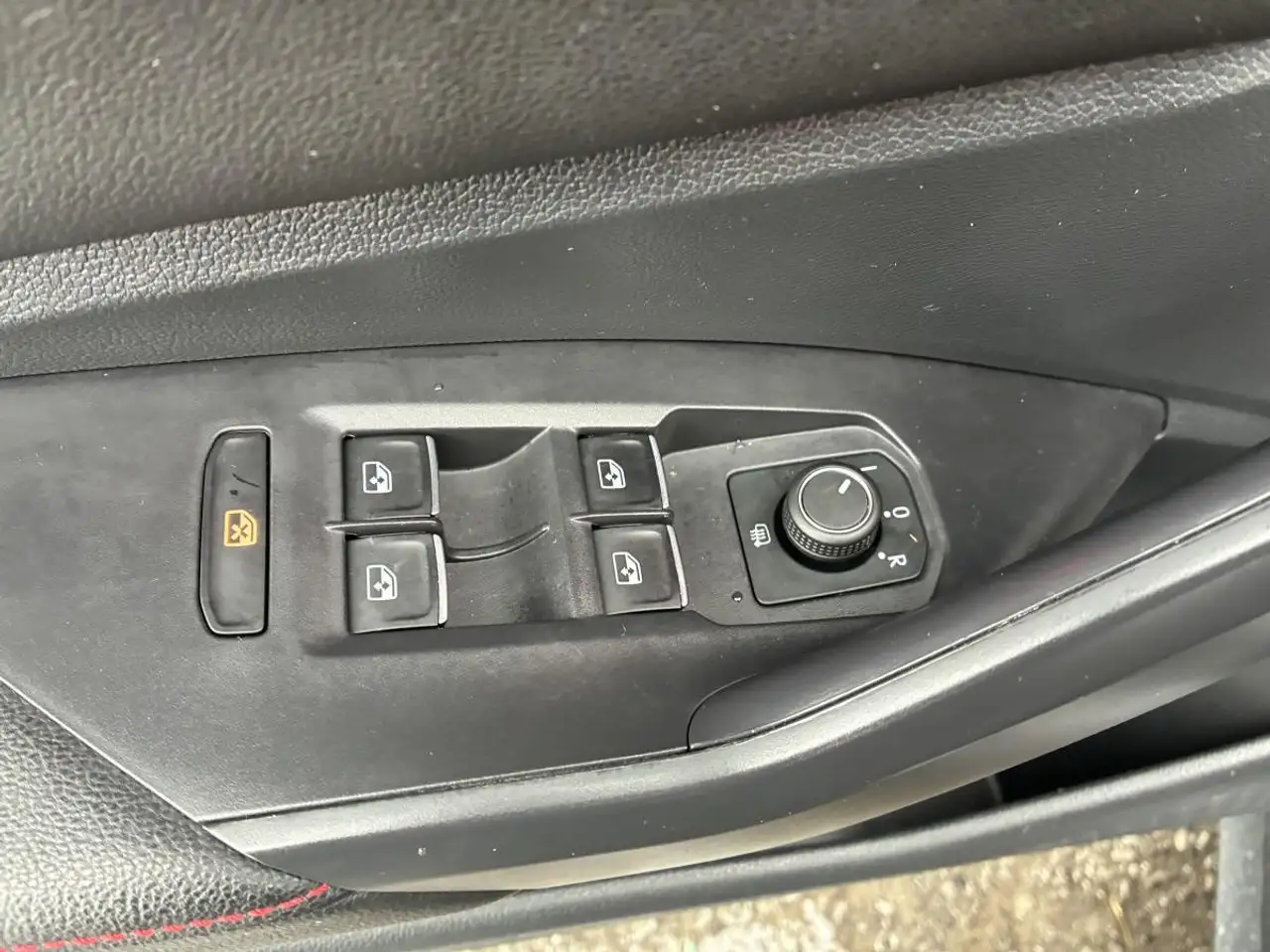 Volkswagen Jetta снимка Volkswagen Jetta