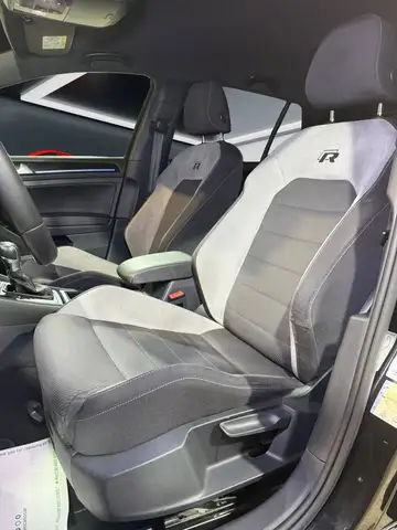 Volkswagen Golf view 12