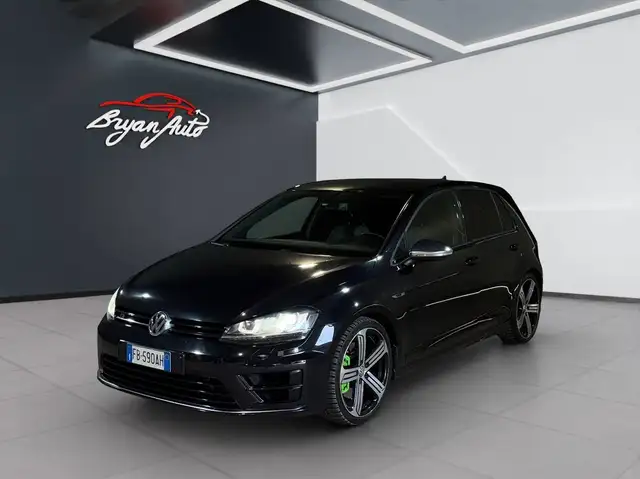 Volkswagen Golf view 5