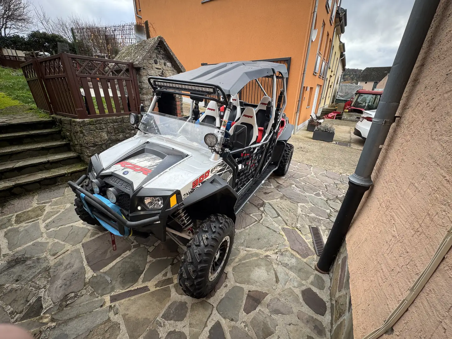 Polaris RZR 900 - 2