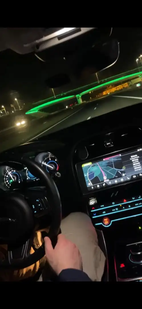 Jaguar XE E-Performance Aut. R-Sport - 2