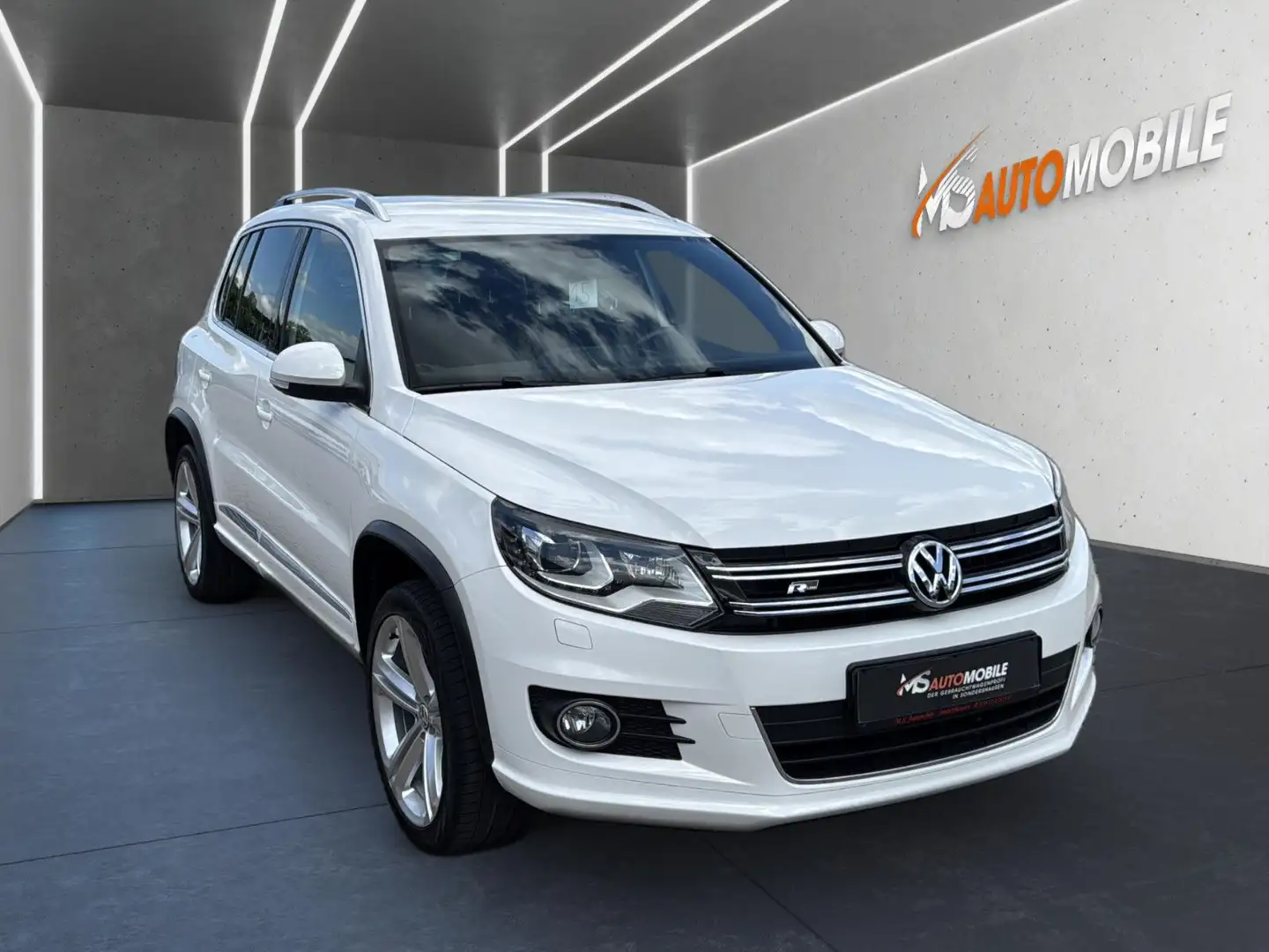 Volkswagen Tiguan R-Line 4Motion+BI-XENON+1HAND+PDC+NAVI Blanc - 2