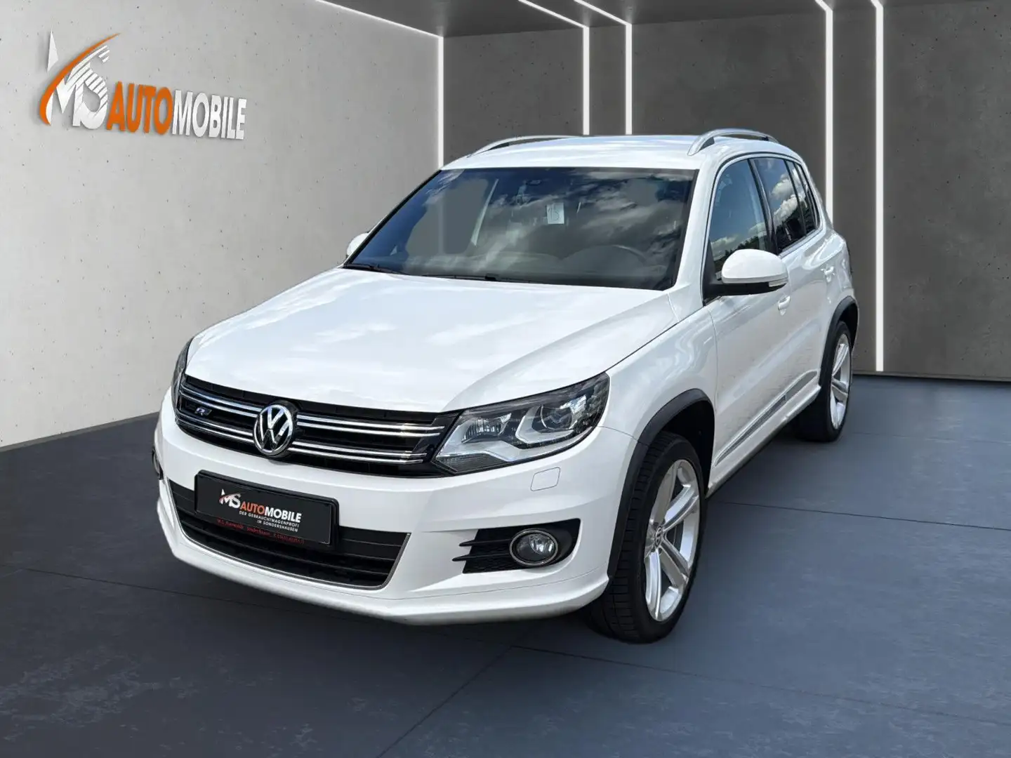 Volkswagen Tiguan R-Line 4Motion+BI-XENON+1HAND+PDC+NAVI Blanc - 1