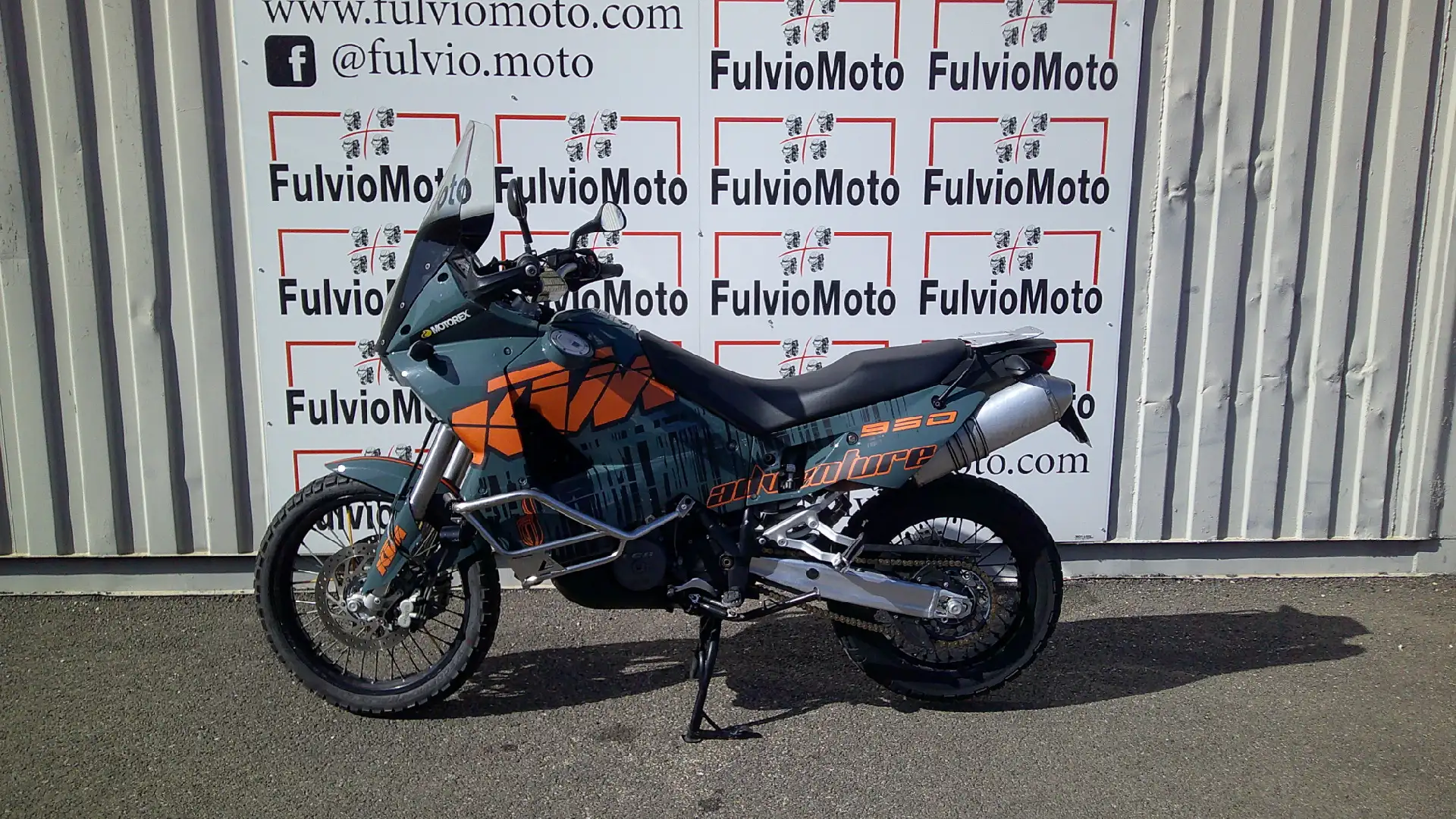 KTM 950 Adventure - 1