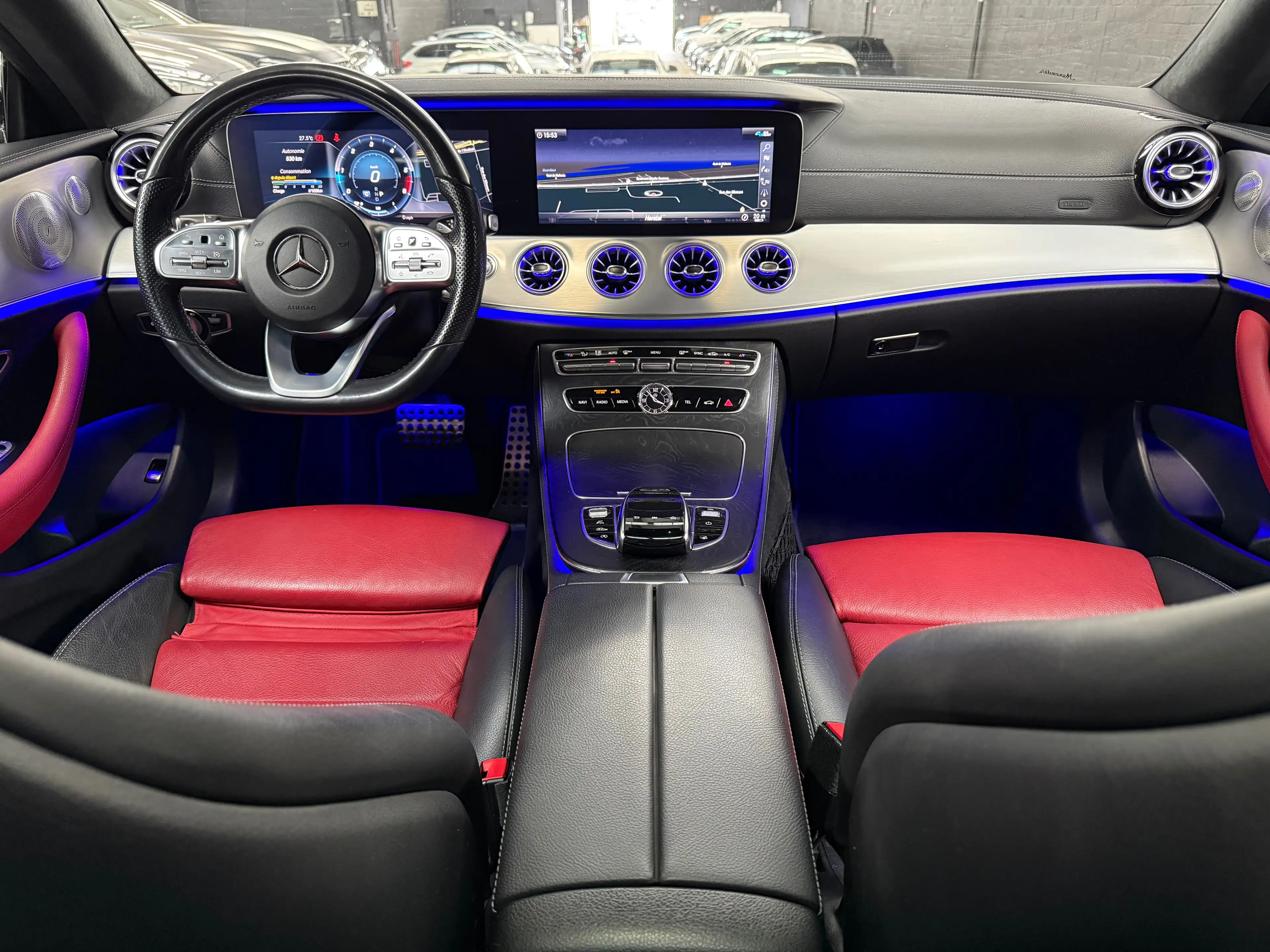 Mercedes-Benz E 220 d * PACK AMG * PANO * BURMESTER * CAMERA 360 * KEYLESS * CARNET * GARANTIE — photo 11