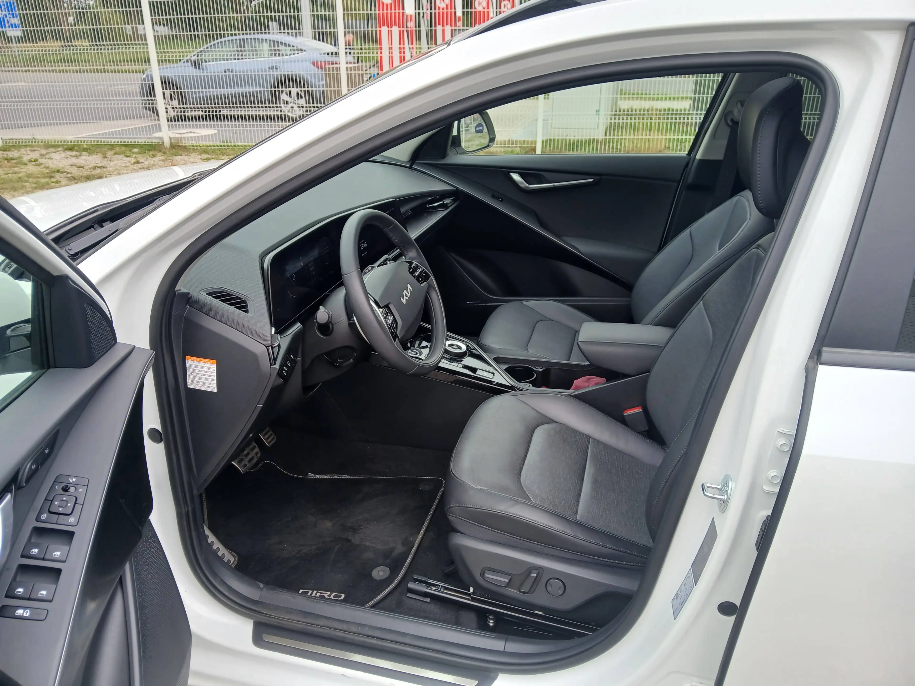 Kia e-Niro 64.8 kWh Pace — photo 9