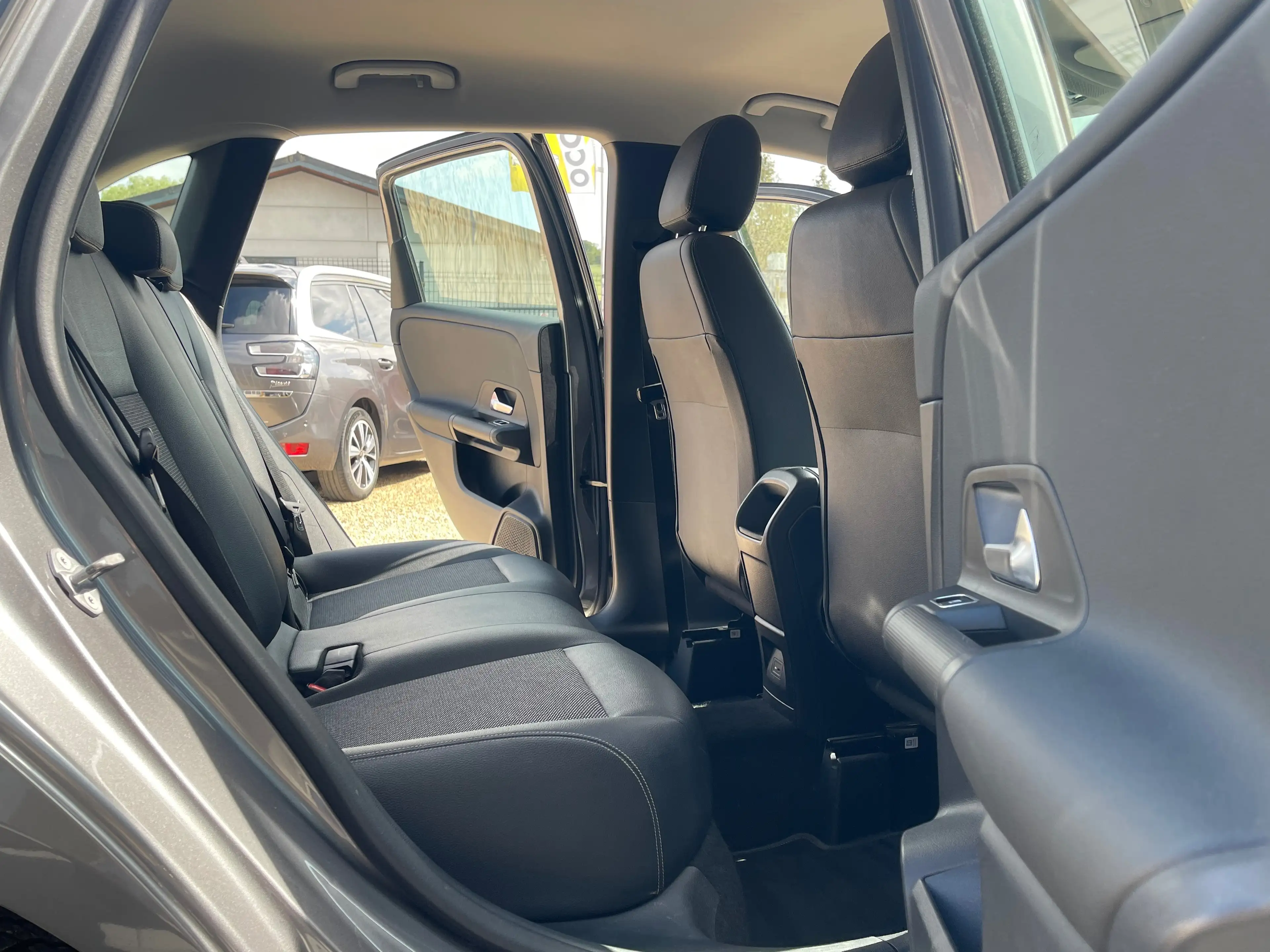 Mercedes-Benz B 180 d Business Solution*BOITE AUTO*GARANTIE 1AN — photo 8