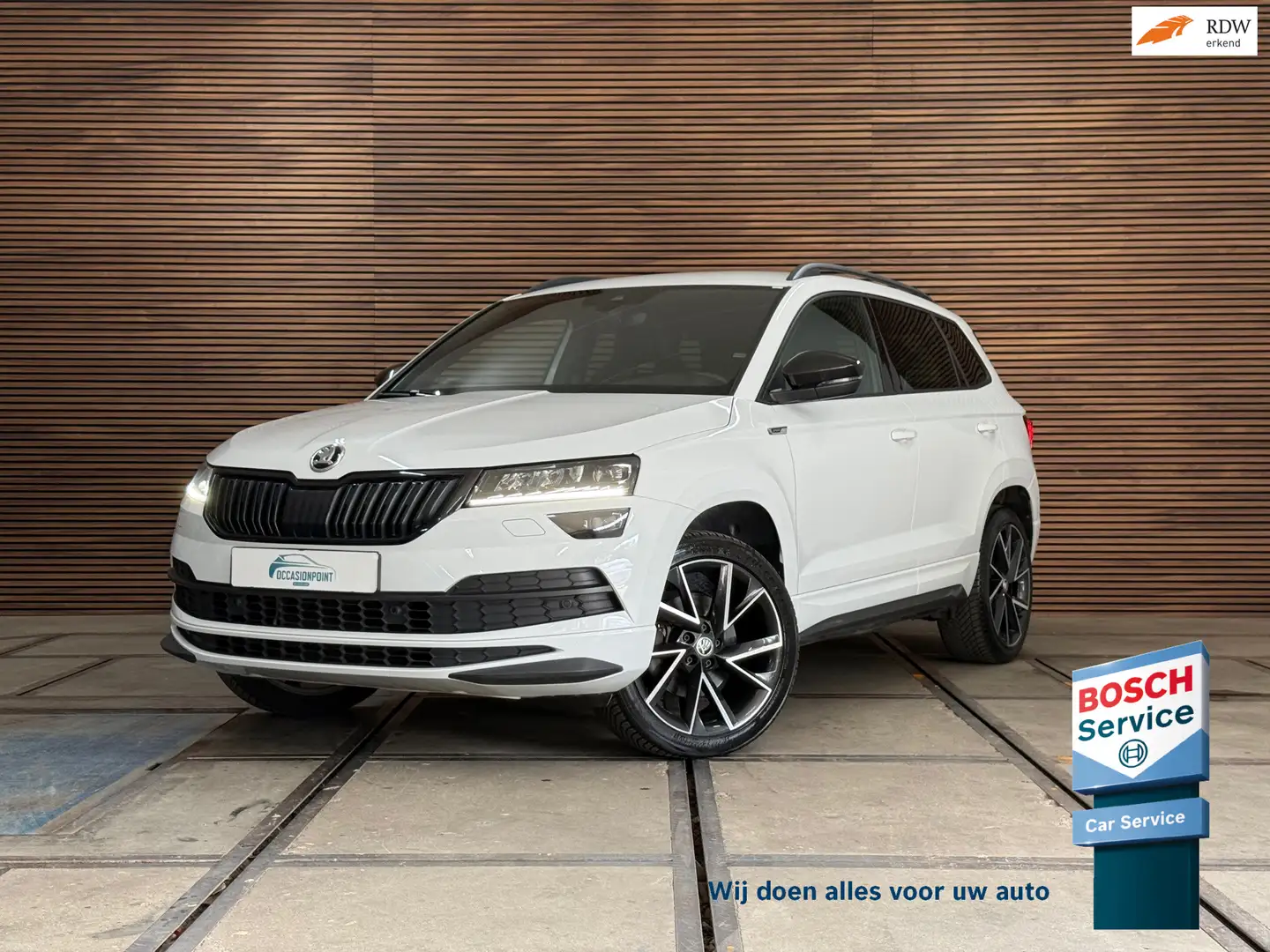 Skoda Karoq 1.5 TSI DSG 4x4 Sportline Business | 1800KG Trekge Weiß - 1