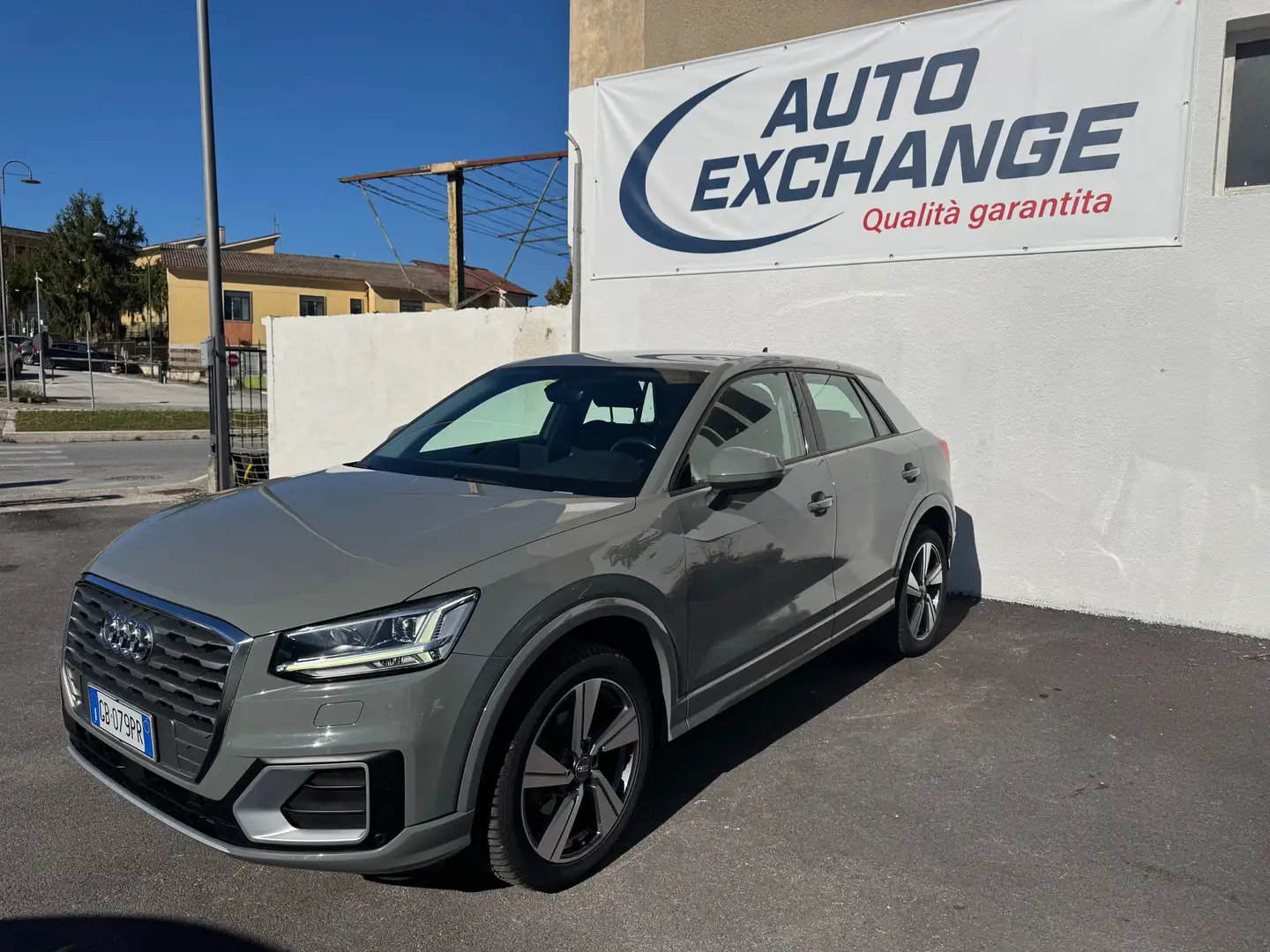 Audi Q2 Q2 30 TDI Identity Black S-tronic Grigio - 1
