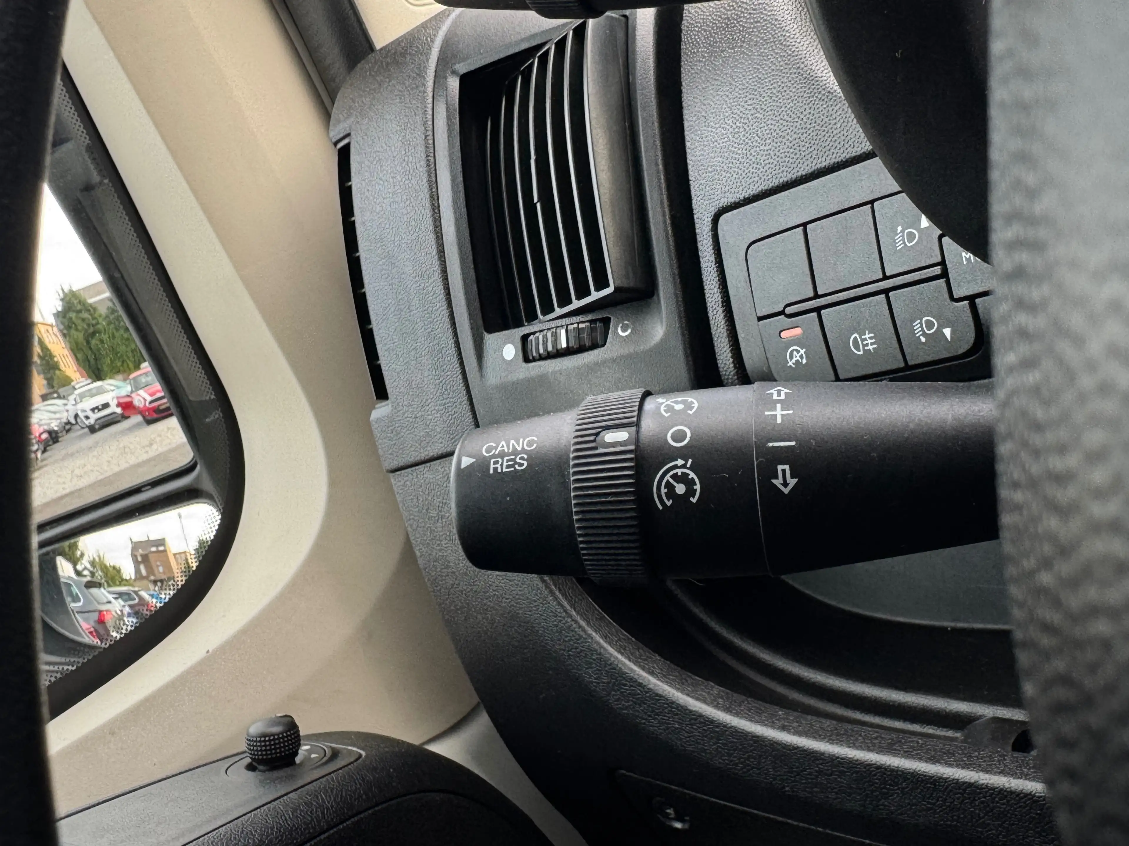 Peugeot Boxer 2.2 BlueHDi / UTILITAIRE / NAVIGATION / 1PROP CARNET — photo 14