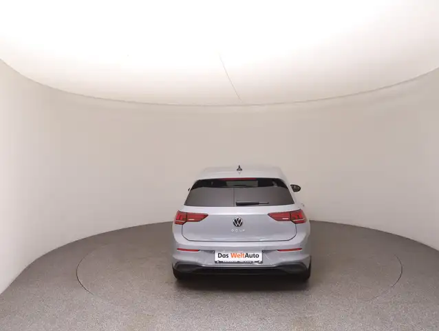Volkswagen Golf view 6