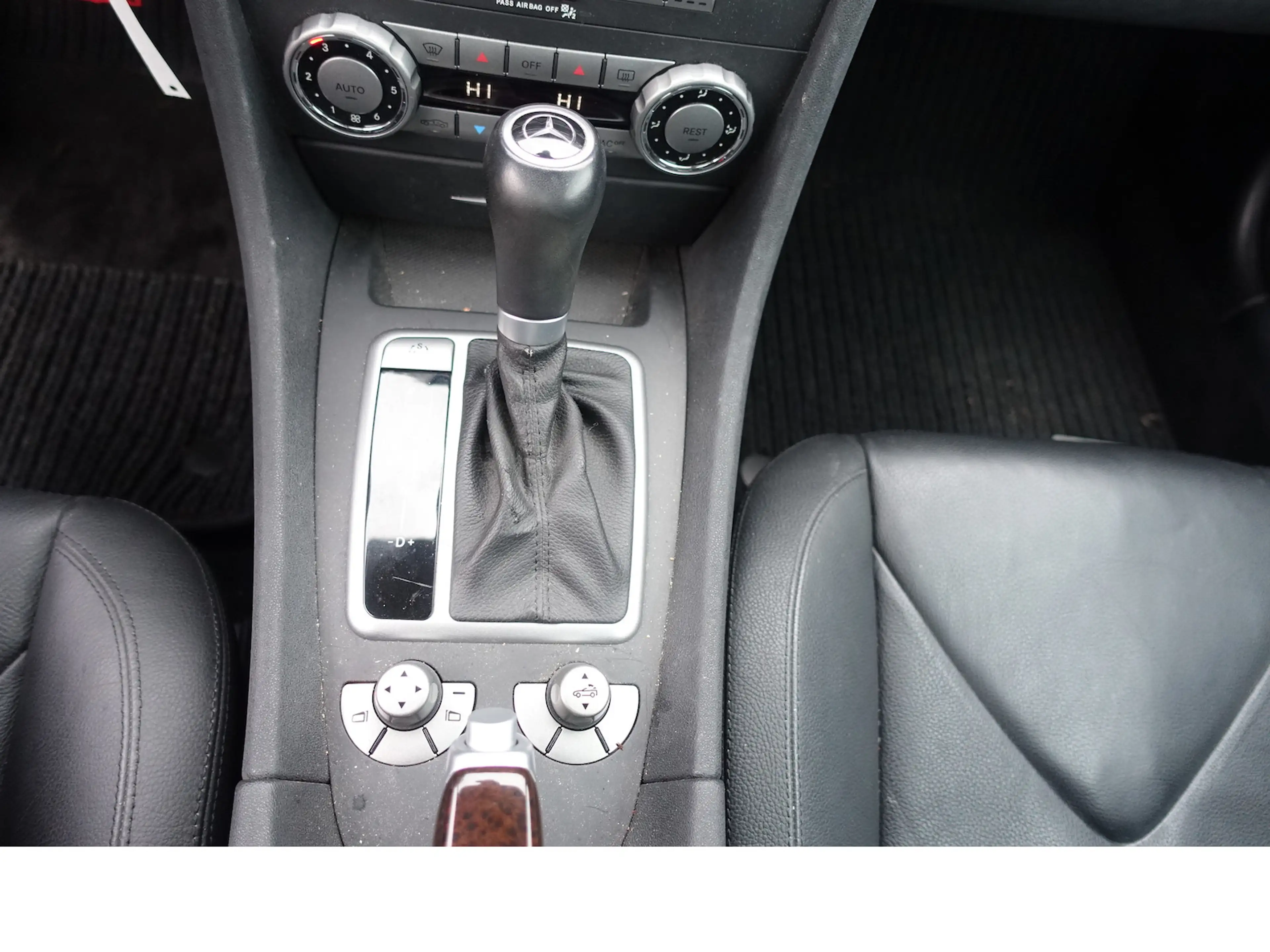 Mercedes-Benz SLK 350 SH-gepfl. bei DB Bi-Xenon Windschott — photo 12