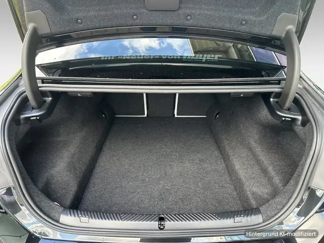 BMW M5 view 10
