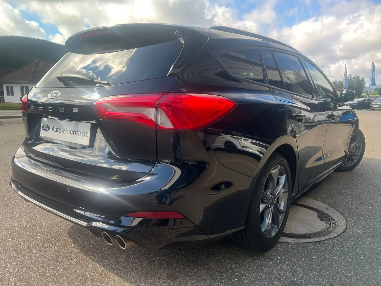 Ford Focus Turnier ST-Line 182 AT B&O Winter Paket Schwarz - 2