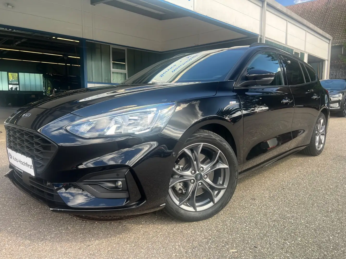 Ford Focus Turnier ST-Line 182 AT B&O Winter Paket Schwarz - 1