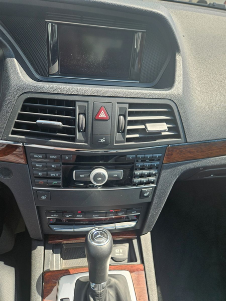 Mercedes-Benz E 200 E Coupe E 200 CGI BlueEfficiency — photo 9