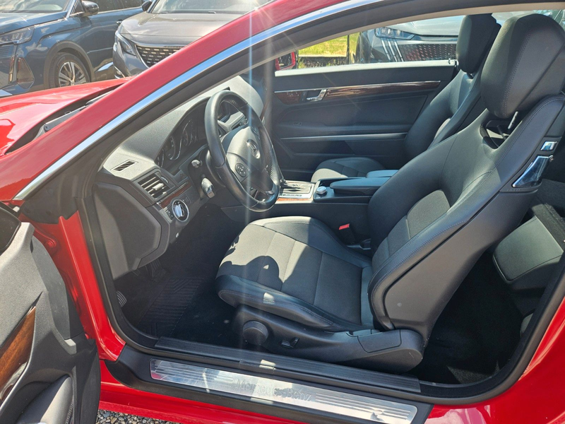 Mercedes-Benz E 200 E Coupe E 200 CGI BlueEfficiency — photo 5