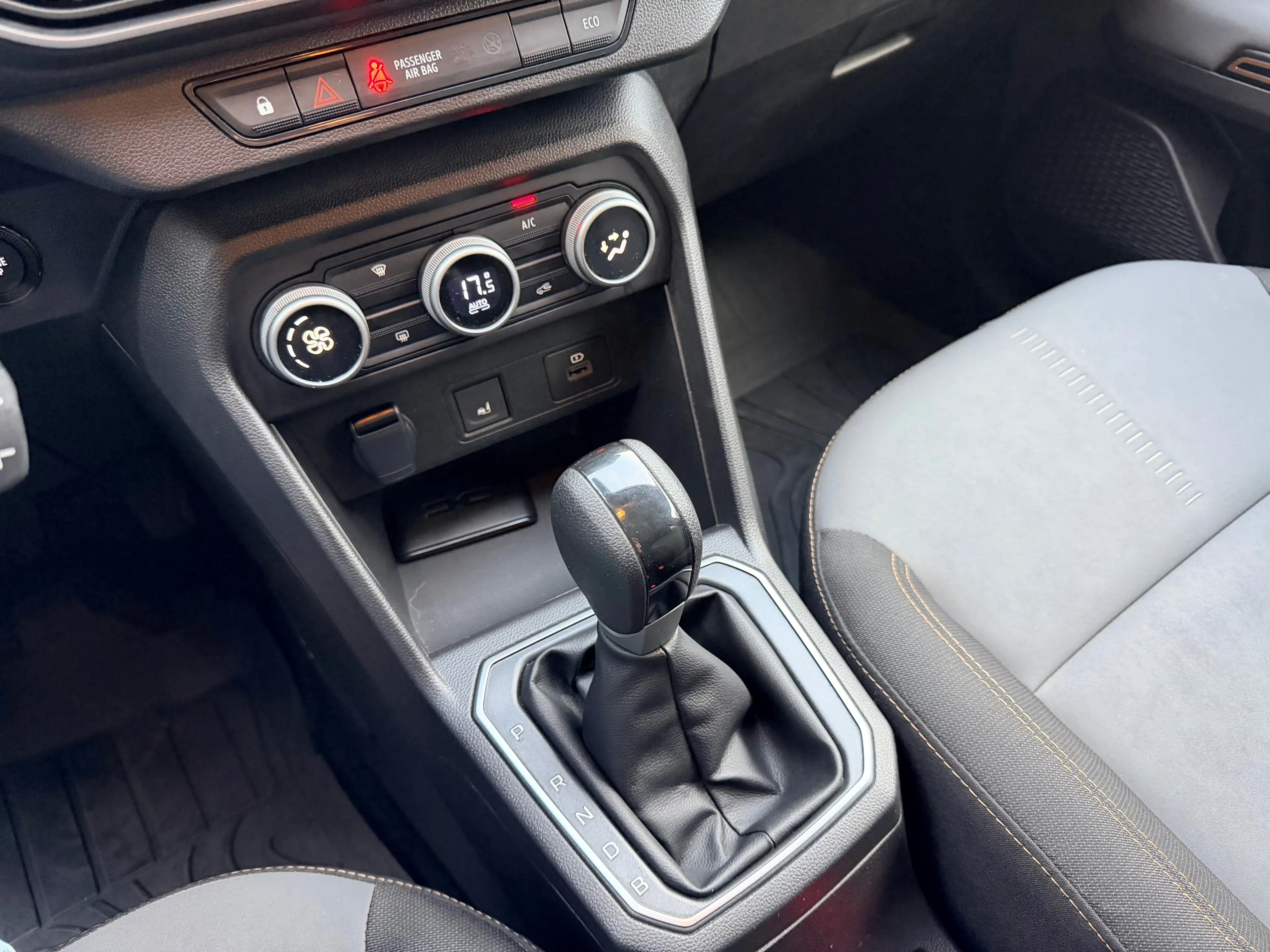 Dacia Jogger 1.6 HYBRIDE EXTREME | 140PK | AUTOMAAT | LED | CAMERA — photo 11