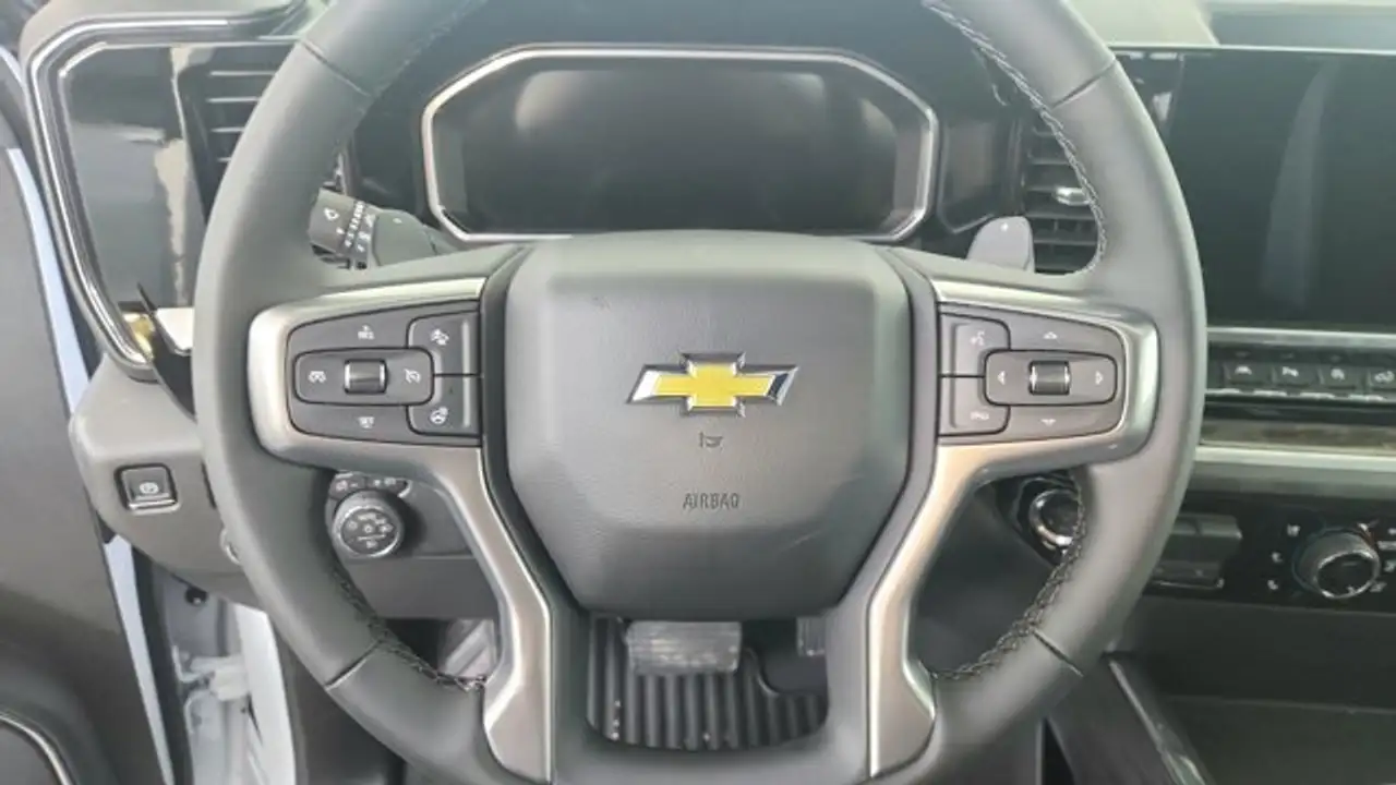 Chevrolet Silverado 1500 снимка Chevrolet Silverado 1500