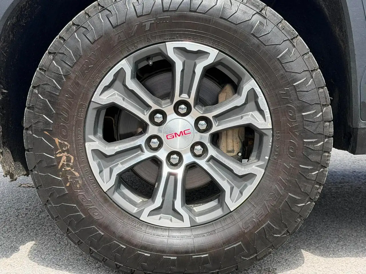 GMC Sierra 1500 снимка GMC Sierra 1500